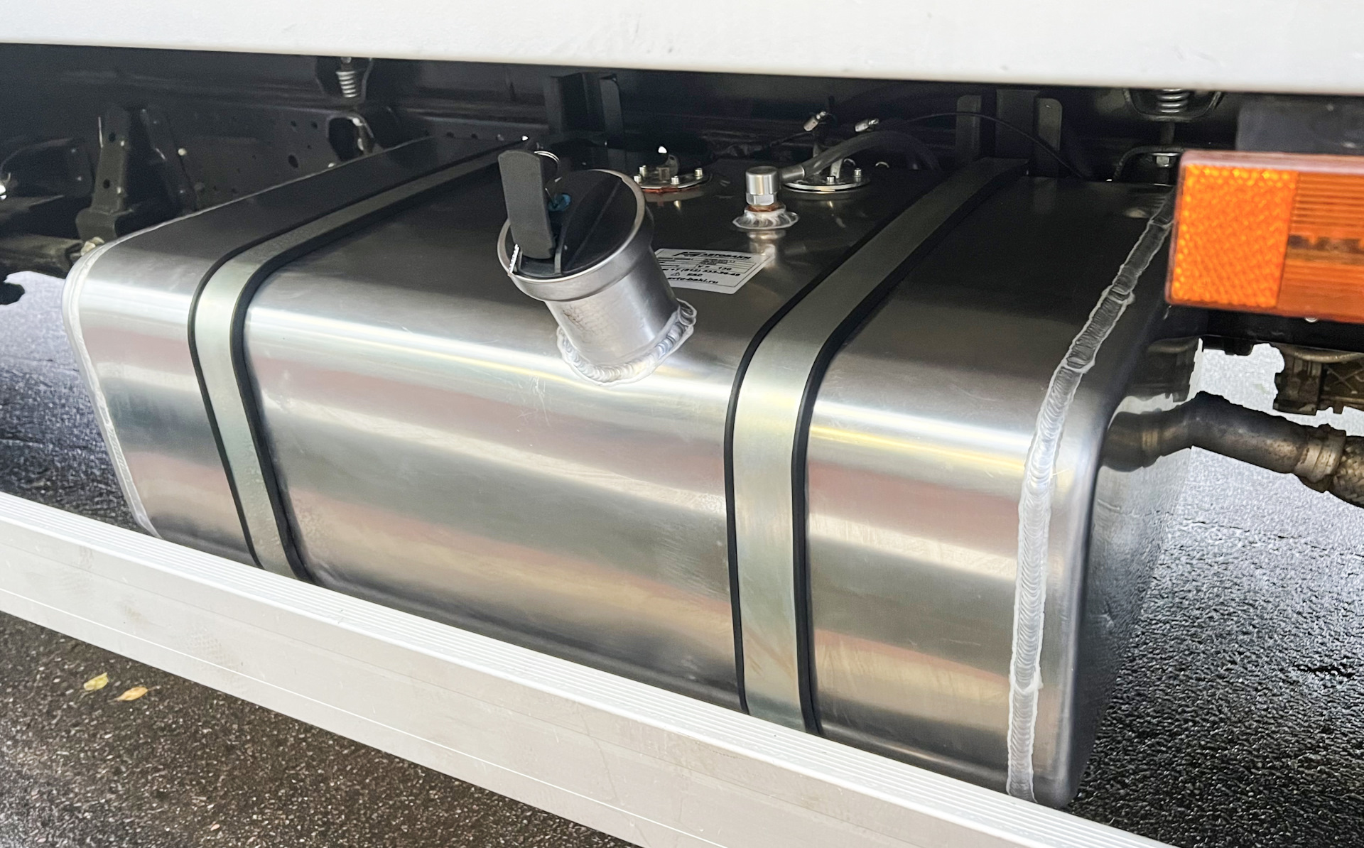 Бак на Исузу — Автобаки на DRIVE2