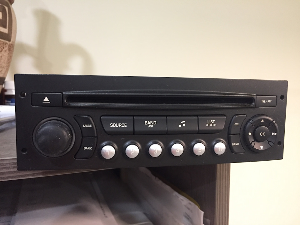 магнитолы воронеж. магнитолы воронеж. магнитофон кенвуд процессорный. Agc-0060rf. Clarion 2 din retro look.