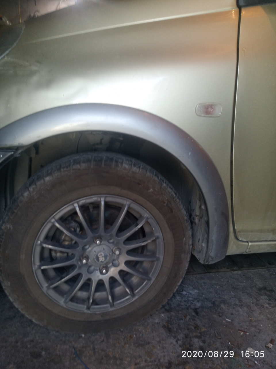 вид из далека. — Toyota Funcargo