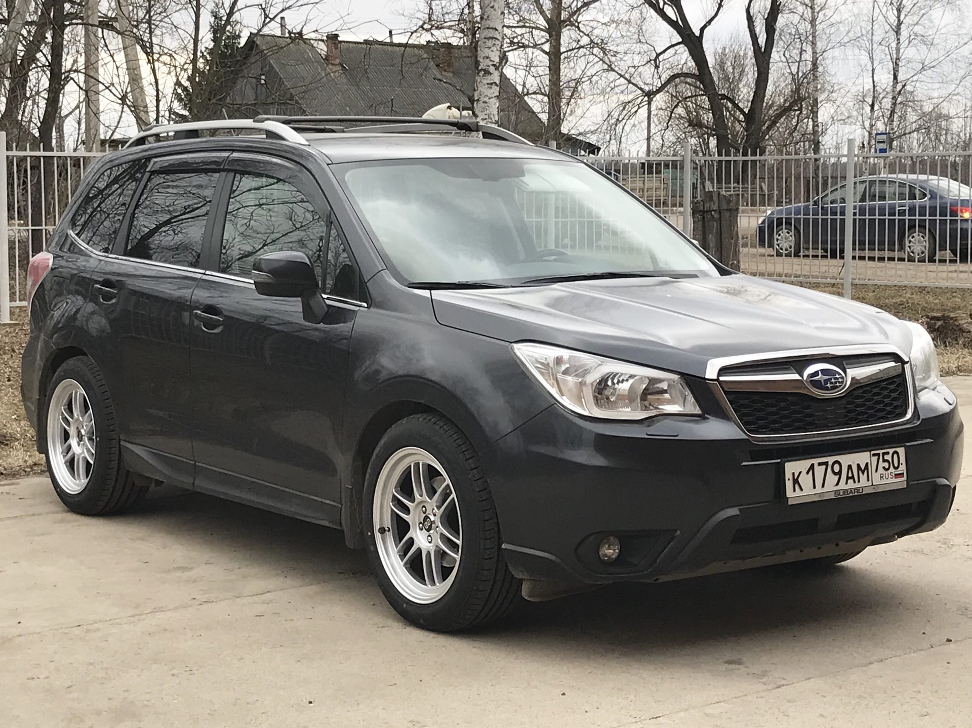 Forester sj. Subaru Forester SJ 2014. Subaru Forester 2 SJ. Subaru Forester SJ диски. Subaru Forester SJ 19 диски.