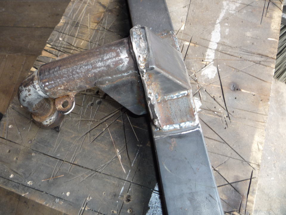 сочиненный крюк. — Ford S-Max (1G)