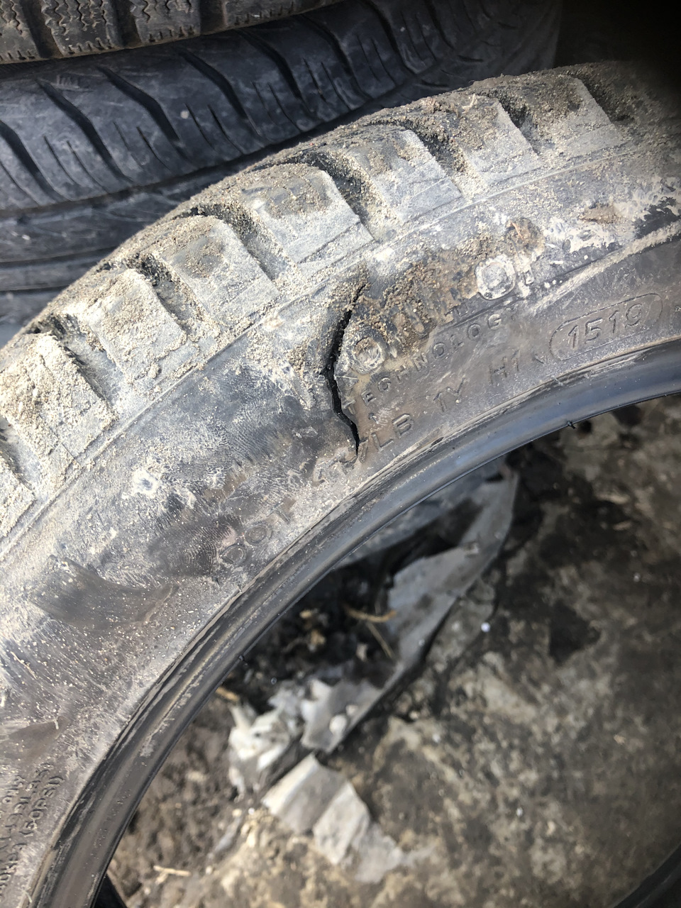 Преждевременный шиномонтаж или как попасть на 3₽ — Lada Vesta SW Cross ...