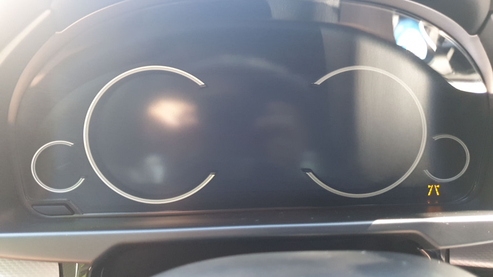 Потухла приборная панель! — BMW X5 (F15), 3 л, 2018 года | поломка | DRIVE2