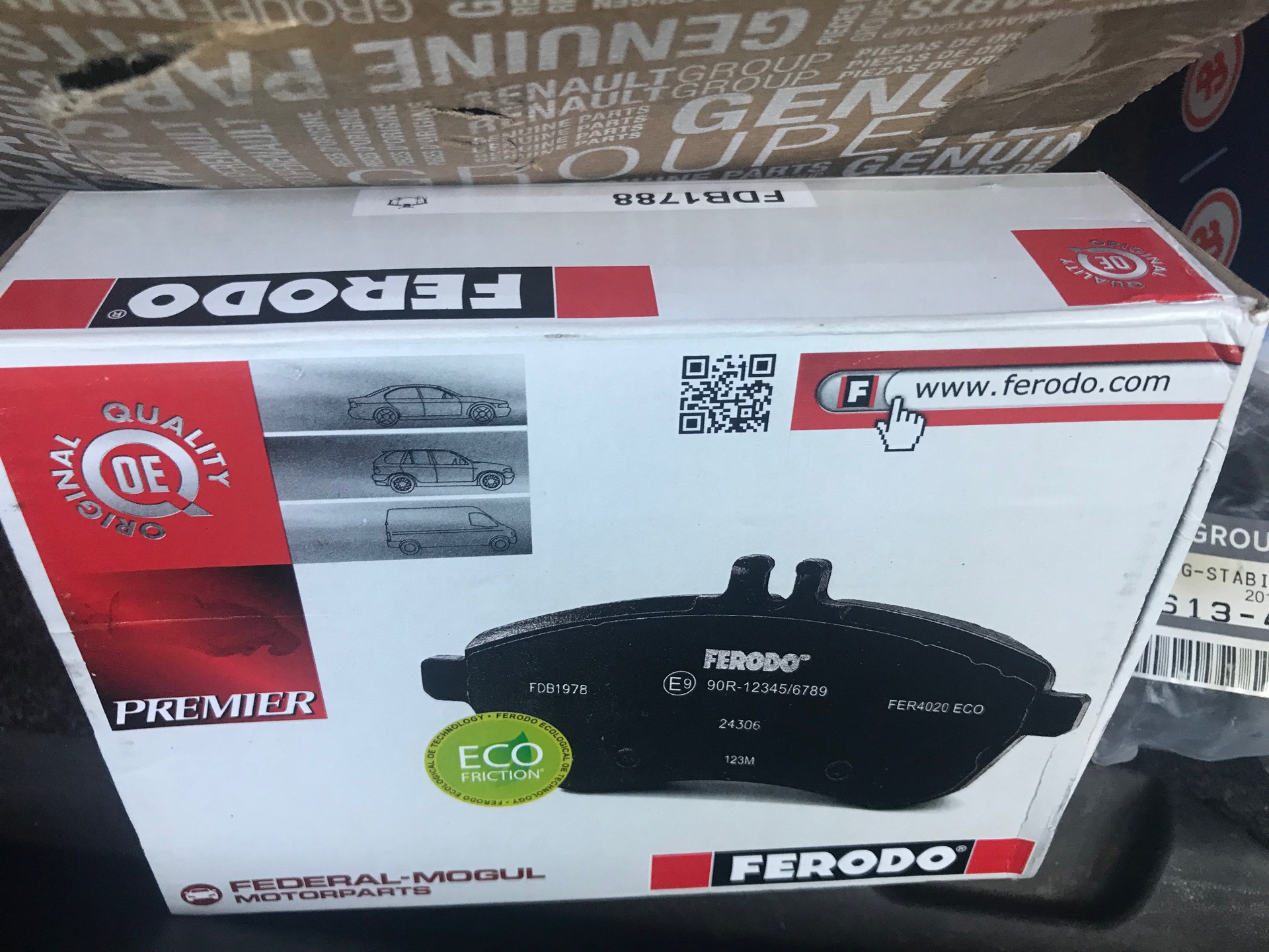 Тормозные колодки феродо. FERODO · fdb1788 тормозные колодки. Задние колодки FERODO fdb4250. Колодки FERODO fdb1817. Передние тормозные колодки FERODO 845.