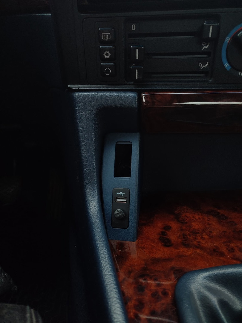 Фото в бортжурнале BMW 5 series (E34)