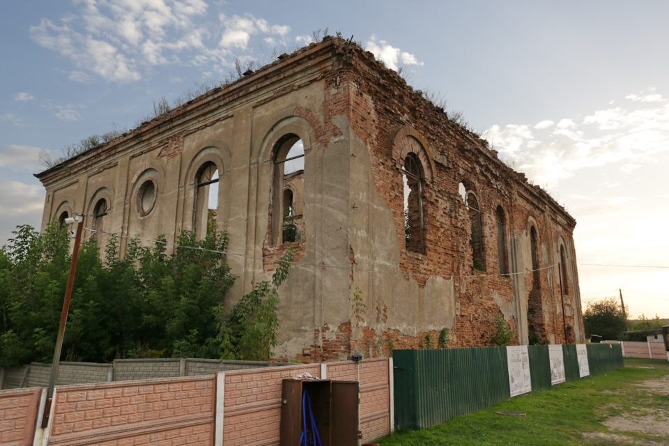 Фото в бортжурнале Toyota Sequoia (1G)