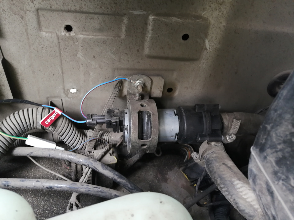 Замена Патрубков Отопителя На Силиконовые! УАЗ Патриот Евро-2. - УАЗ Patriot, 2,