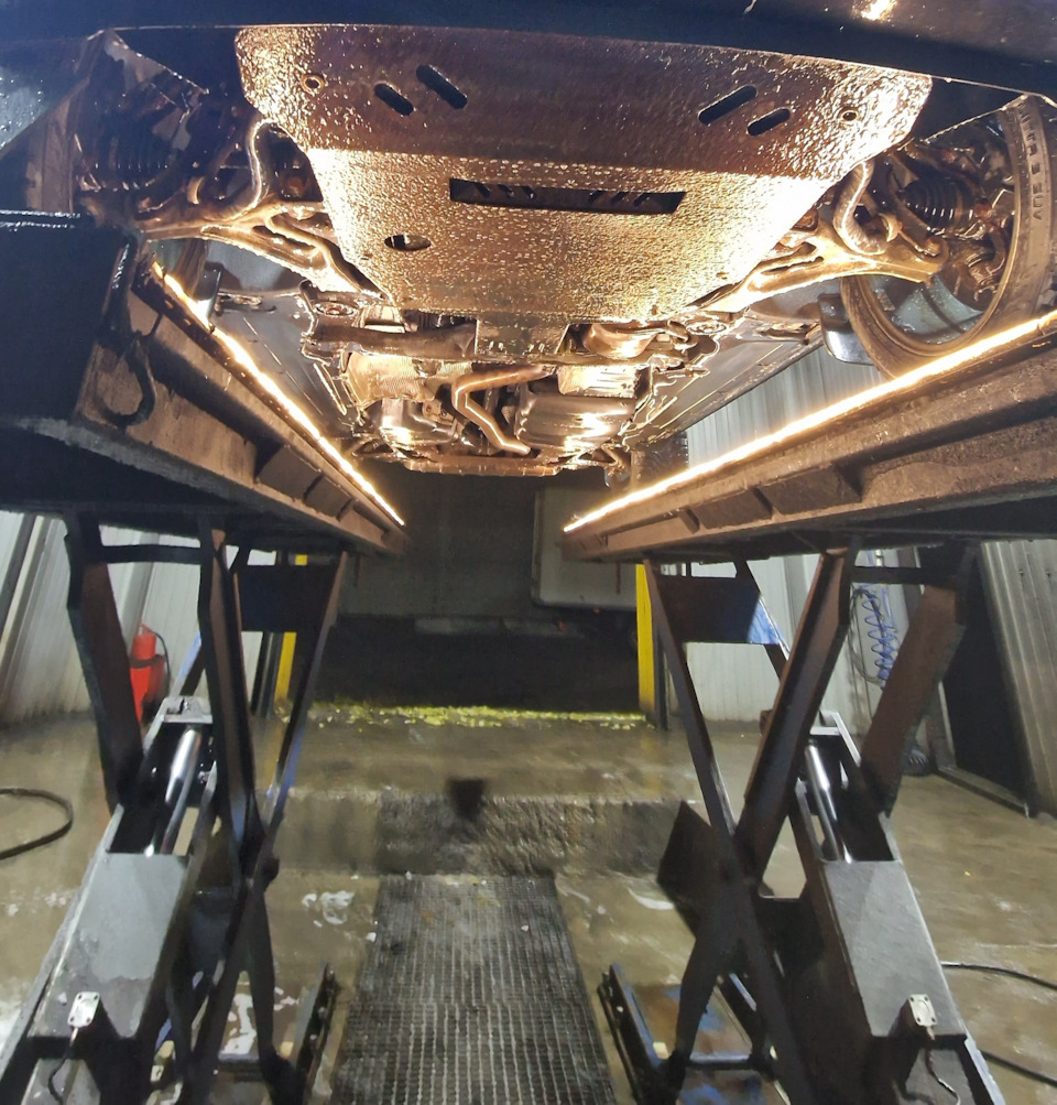 Полный антикор krown — Volkswagen Touareg (2G), 3 л, 2010 года | визит ...