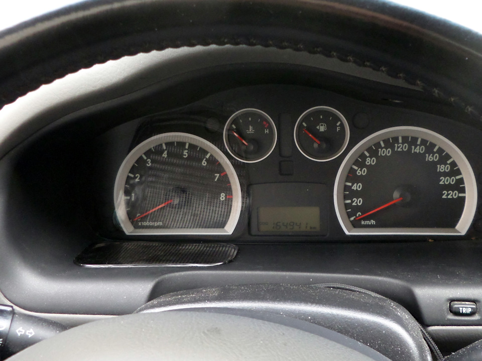 Смартфон-навигатор в приборной панели — Hyundai Santa Fe (1G), 2,7 л ...