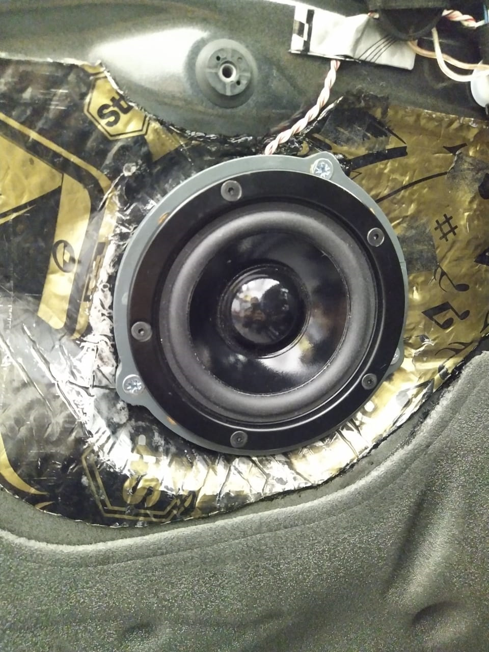 как я сменил СЧ Dynaudio на Visaton — BMW 3 series (E90), 2 л, 2011 ...