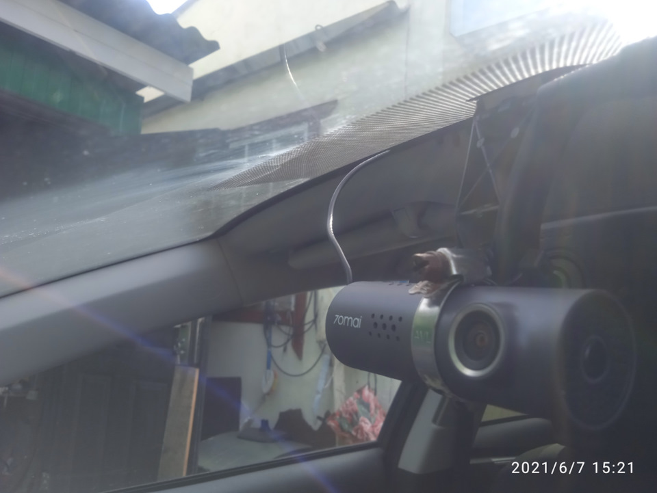 Крепление регистратора. — Toyota Corolla (160), 1,6 л, 2014 года ...