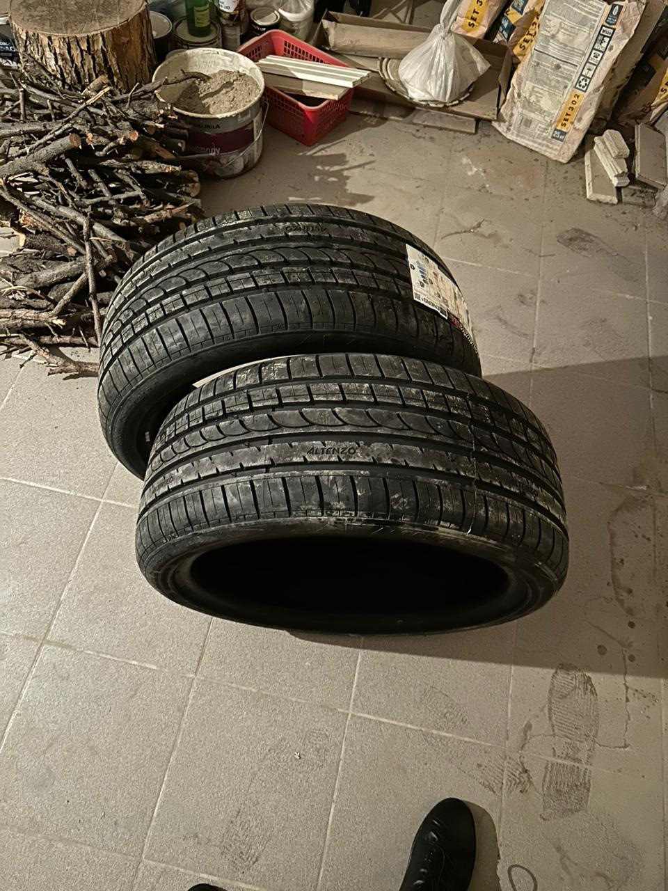 Резина на лето пока недорого 😏 — Toyota Camry (XV40), 2,5 л, 2010 года ...