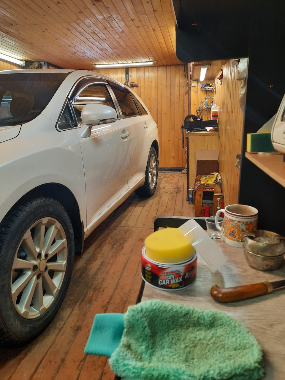 Обработал жидким воском на зиму. — Toyota Venza (1G), 2,7 л, 2010 года ...