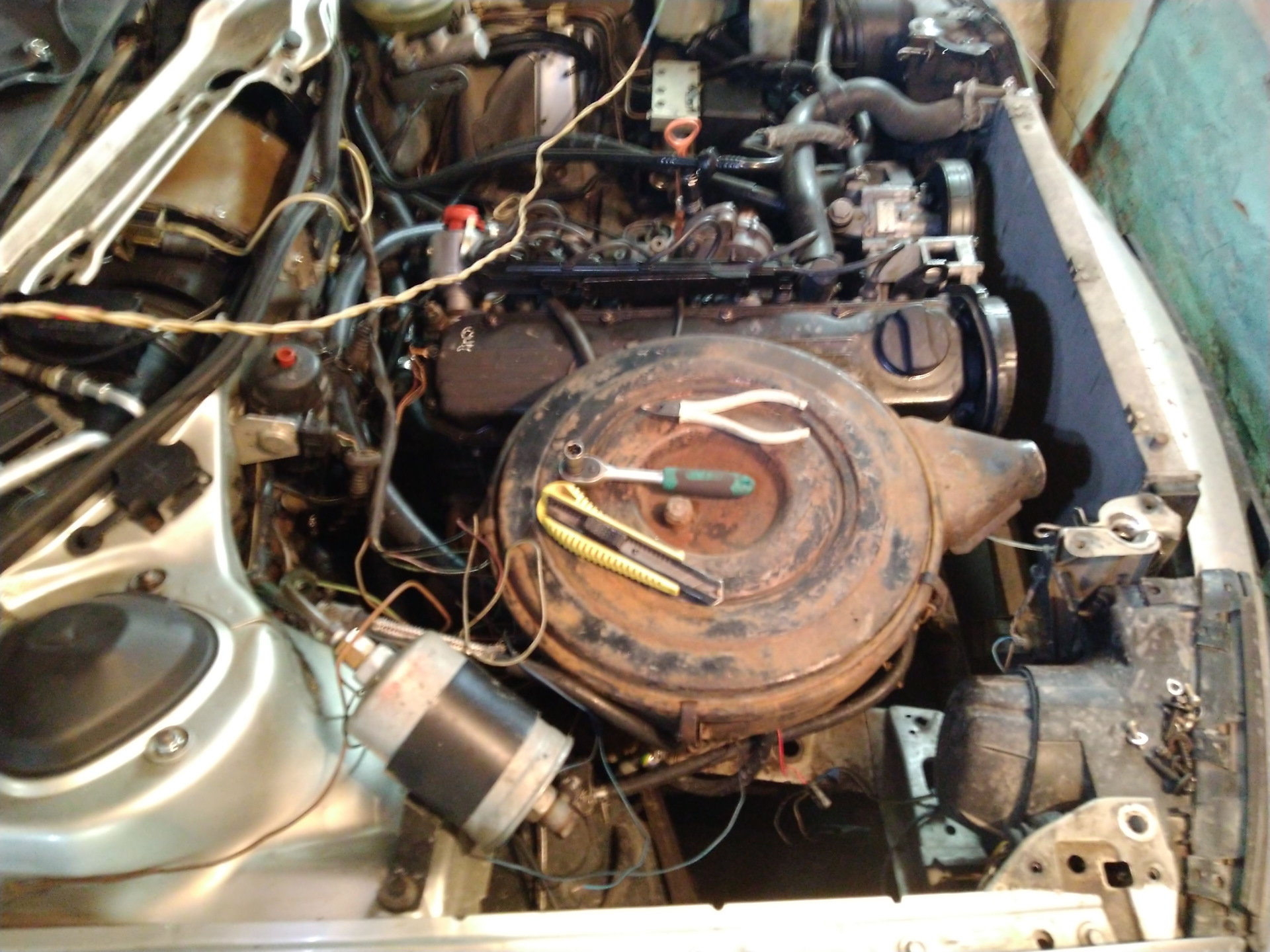 Купил кастрюлю. И клапан ХХ 45 жиклер. — Audi 100 (C4), 2,3 л, 1991 ...