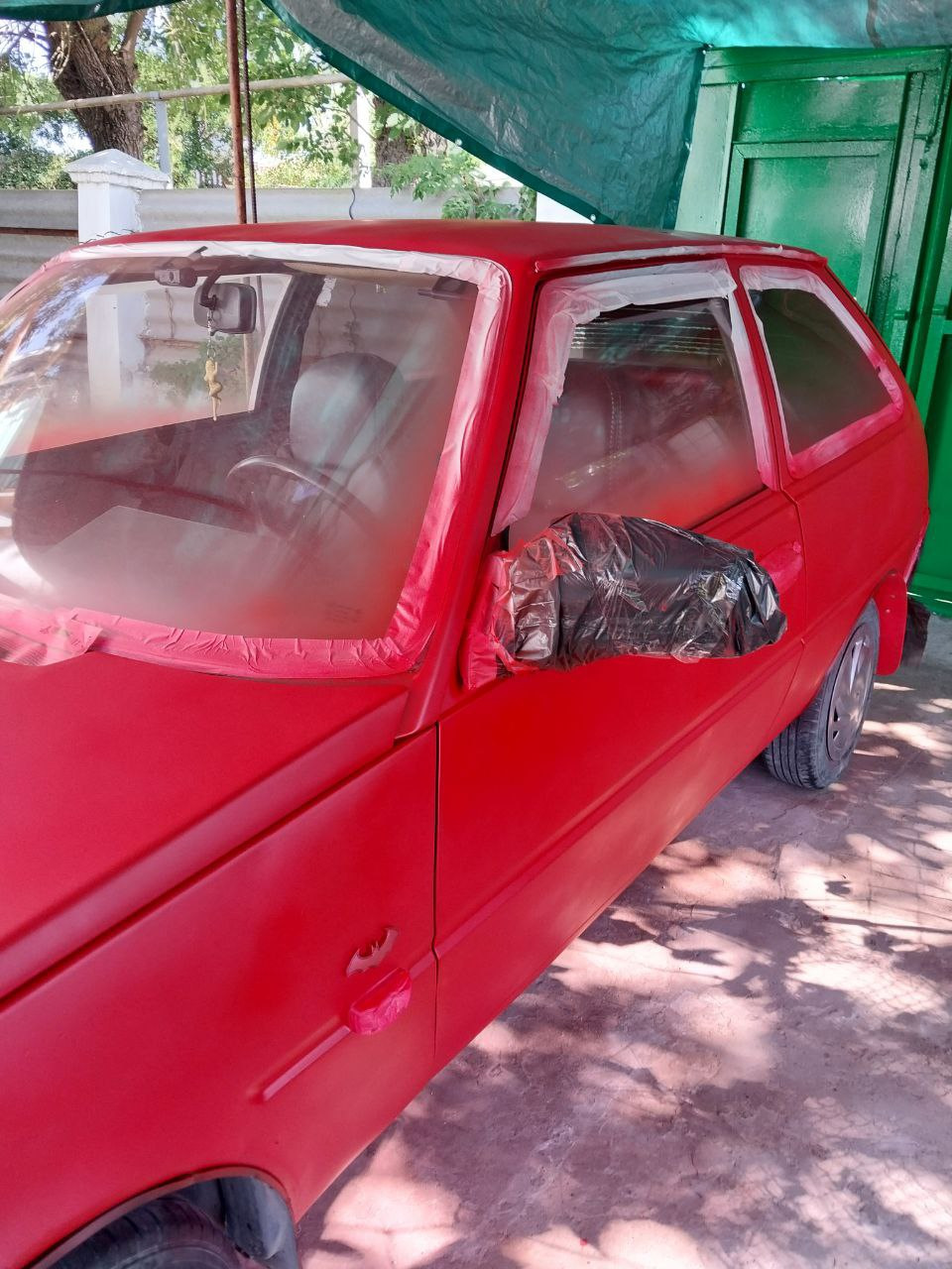 Покрытие Таврии баллончиками в красный Plasti Dip — ЗАЗ 1102, 1,1 л ...