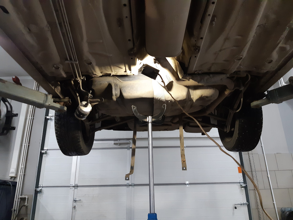 Замена топливного насоса(погружного)Ford Mondeo — VARAOSA на DRIVE2