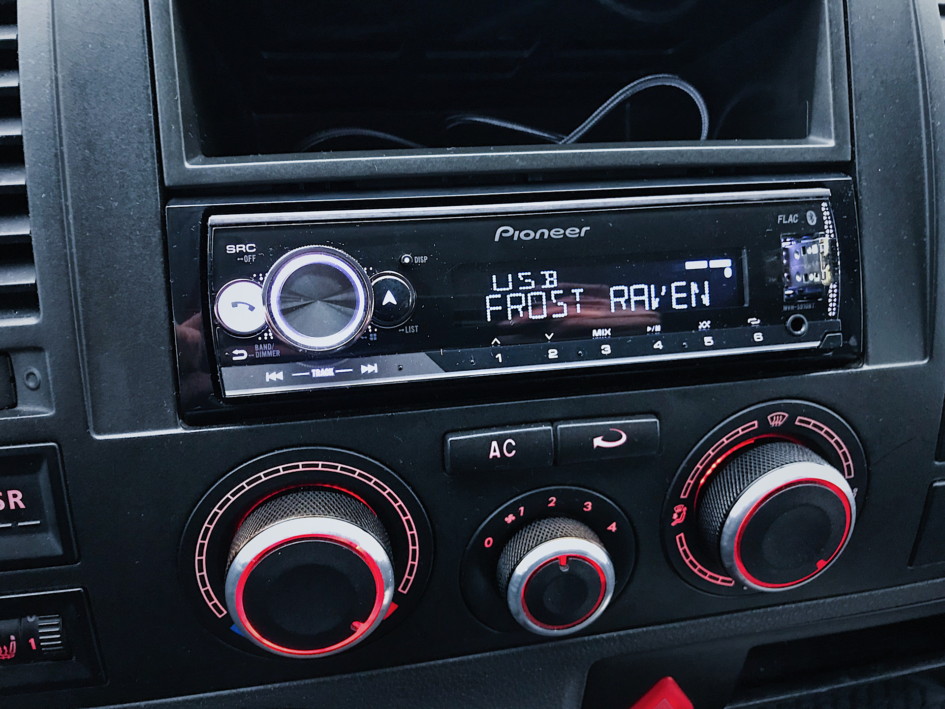 чем отличаются магнитолы