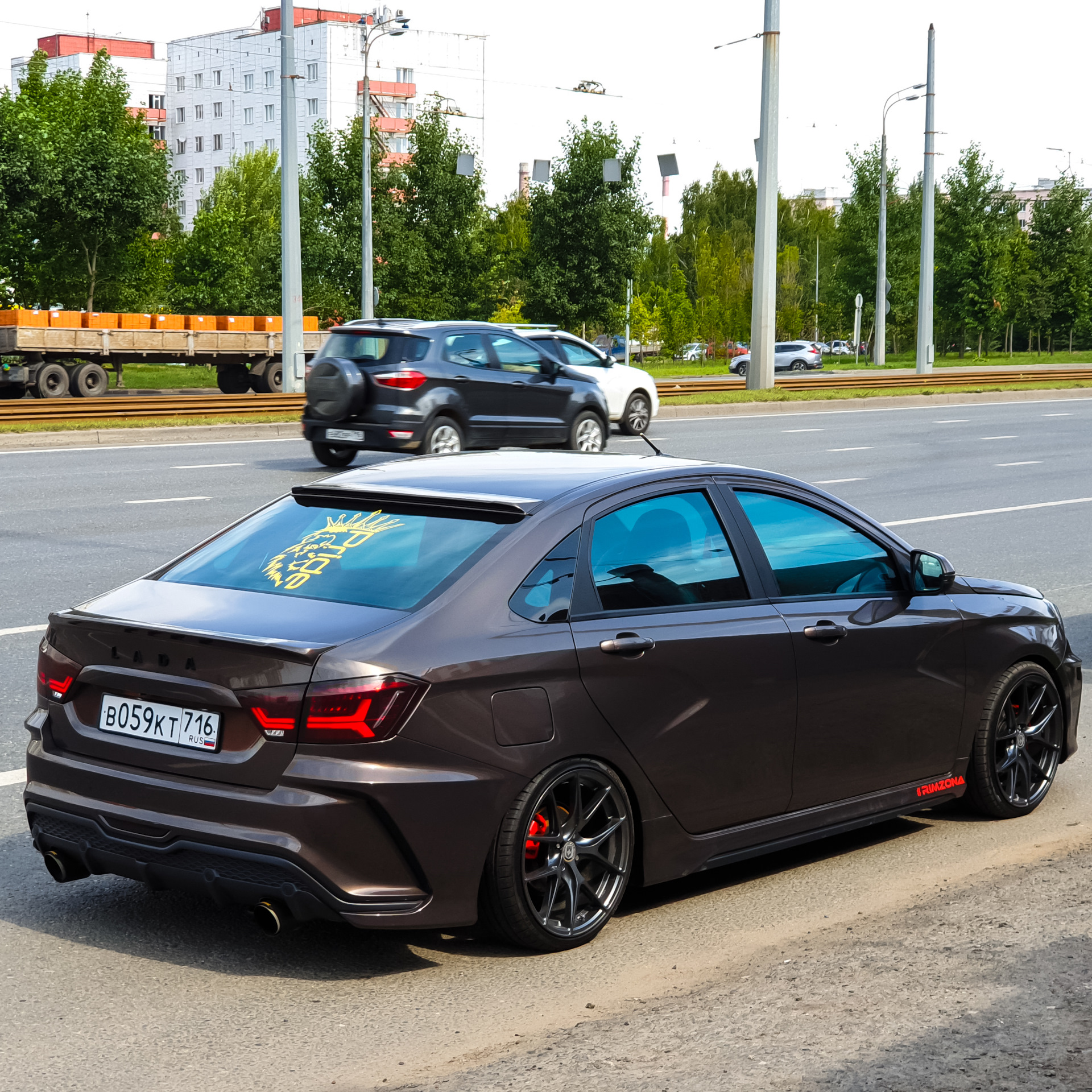 Lada Vesta тюнингованная