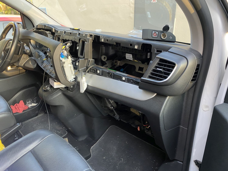 Фото в бортжурнале Peugeot Traveller