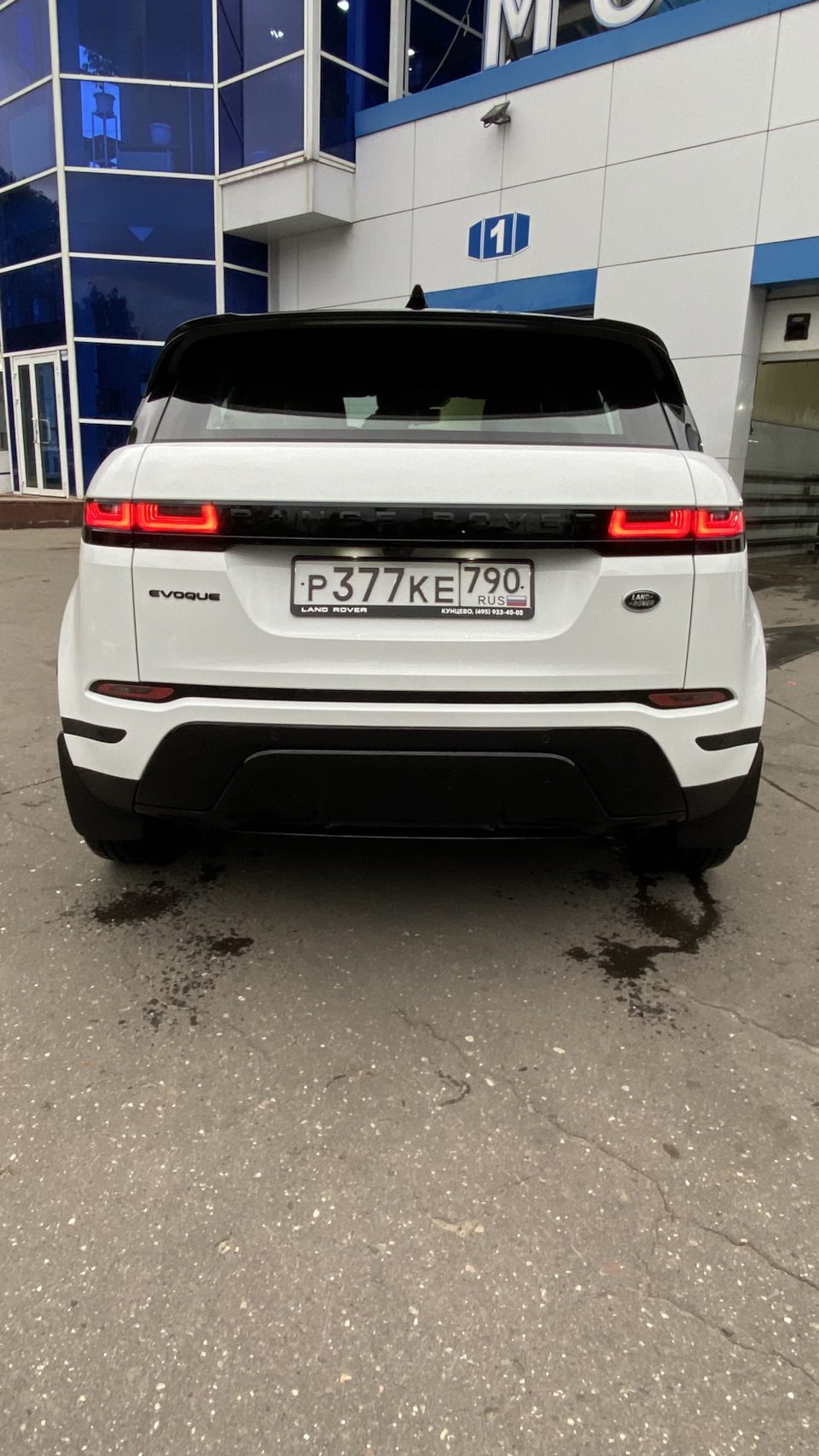 Нужна ли Тонировка ? — Land Rover Range Rover Evoque (2G), 2 л, 2021 года |  мойка | DRIVE2