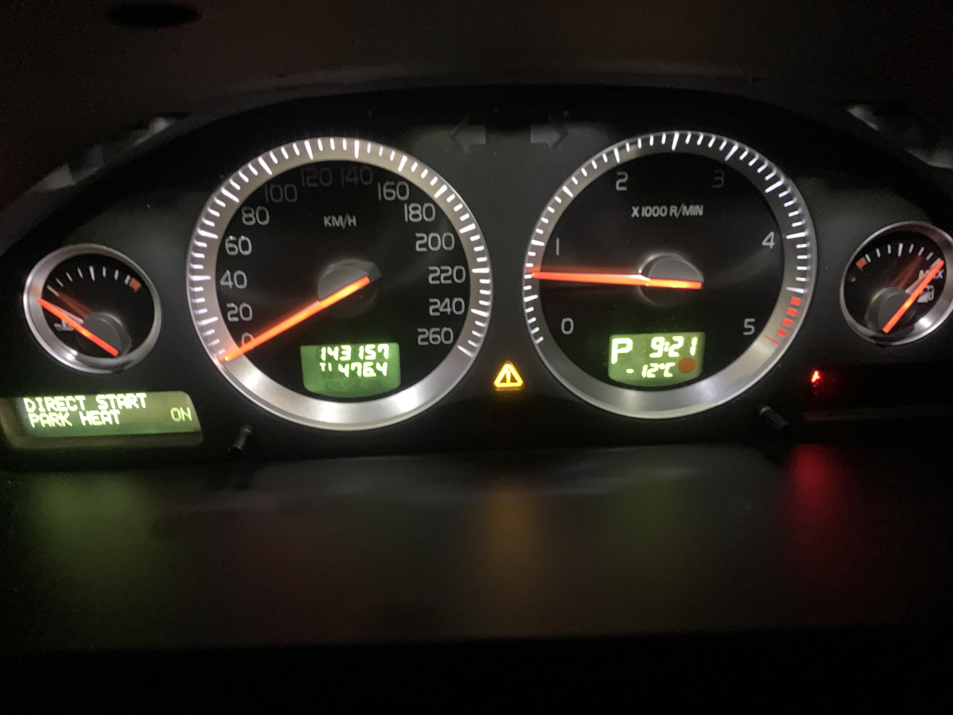 Гаснет подсветка щитка приборов. — Volvo XC90 (1G), 2,4 л, 2009 года ...