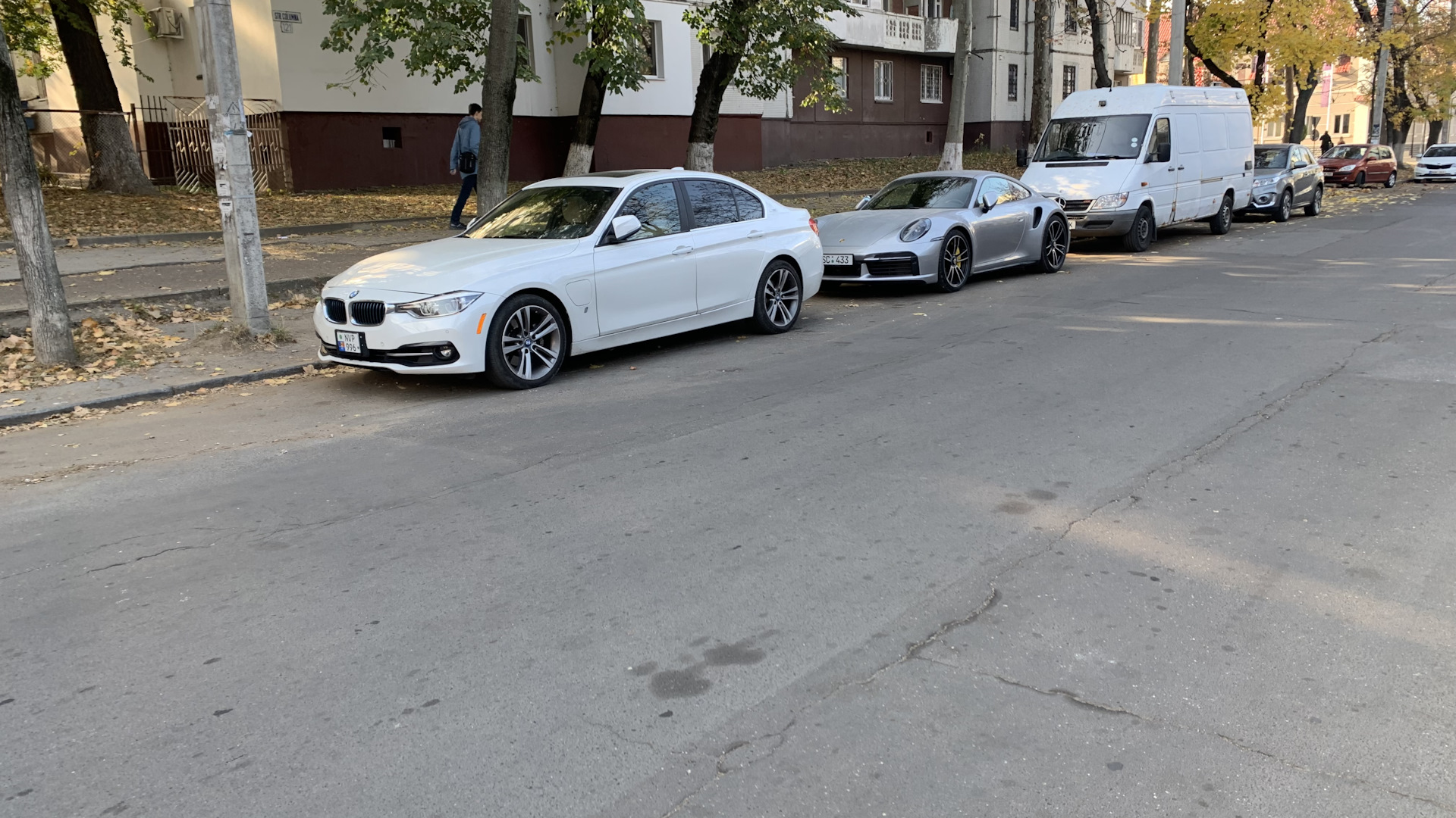 BMW 3 series (F30) 2.0 гибридный (Plug-in) 2017 | Белка 🐿️ 330e F30 на  DRIVE2