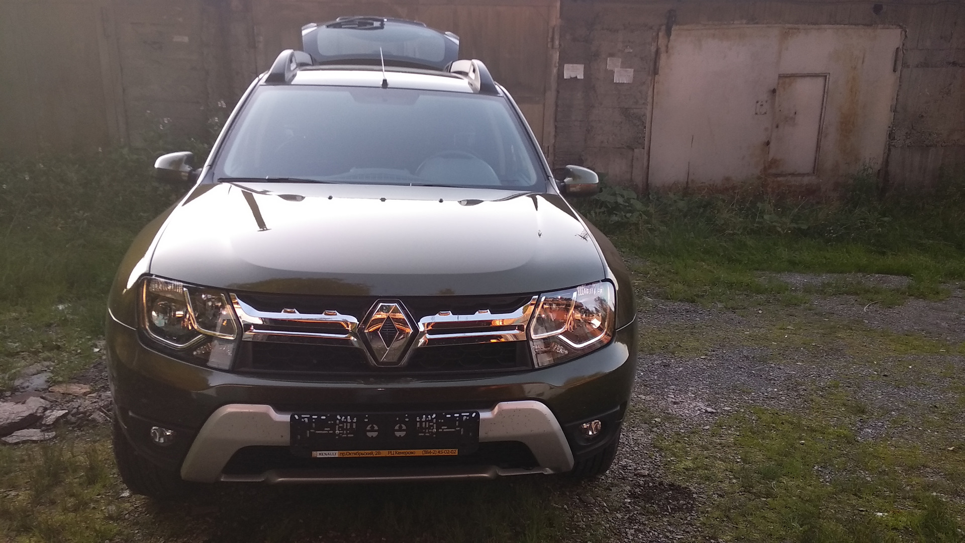 Renault Duster (1G) 2.0 бензиновый 2019 | Хаки, Дубль 2 на DRIVE2