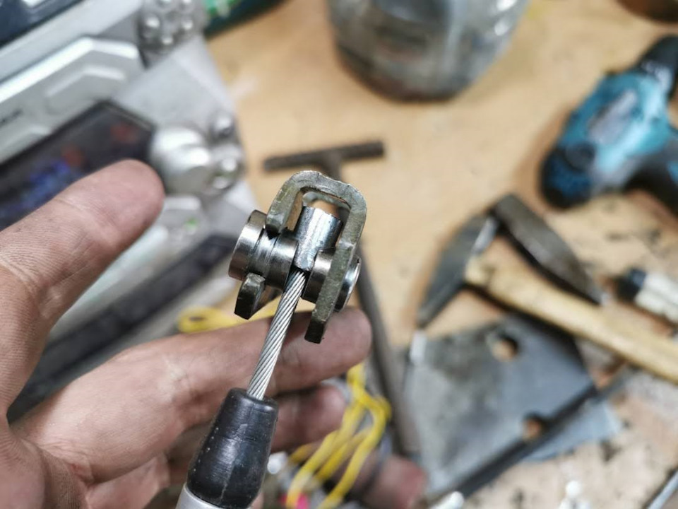 трос ручника от 2110 + редуктор ЗМ — Suzuki Escudo (1G), 1,6 л, 1992 ...