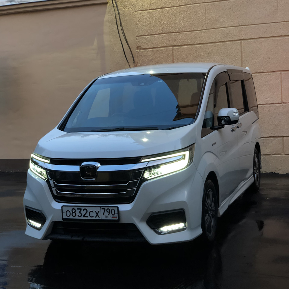 Honda stepwgn 2019. Хонда Джейд 2019. Хонда Степвагон 2019 РП 5. Honda Stepwgn NARXLARI. Хонда 2019 синяя.