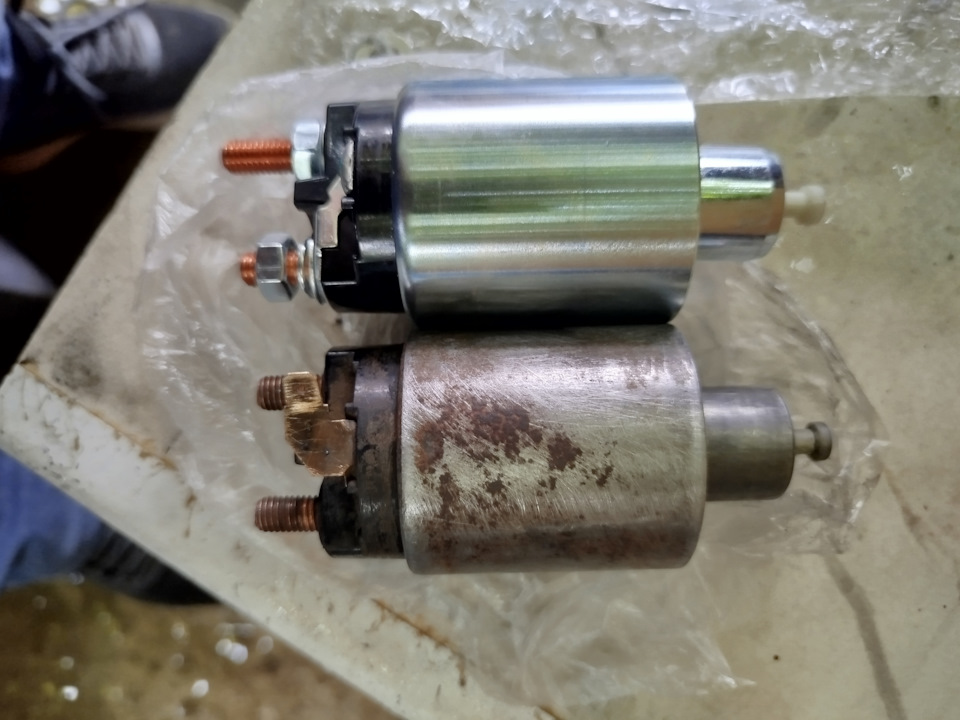 Втягивающие сравнение — Mitsubishi Carisma