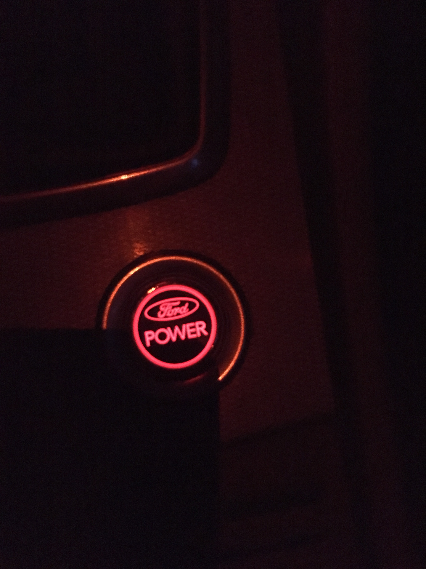 Старт стоп форд фокус. Кнопка Ford Power Focus 2. Кнопка Power Ford Focus 3. Кнопка Ford Power Focus 3 finish. Форд Мондео 5 кнопка старт стоп.