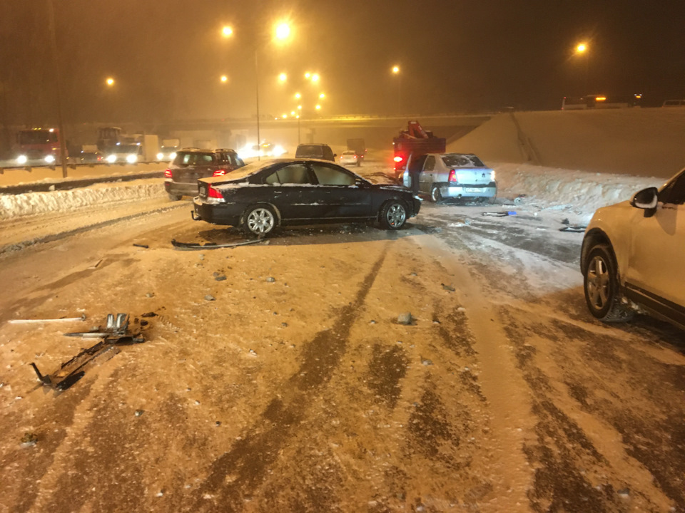 Фото в бортжурнале Volvo S60 (1G)