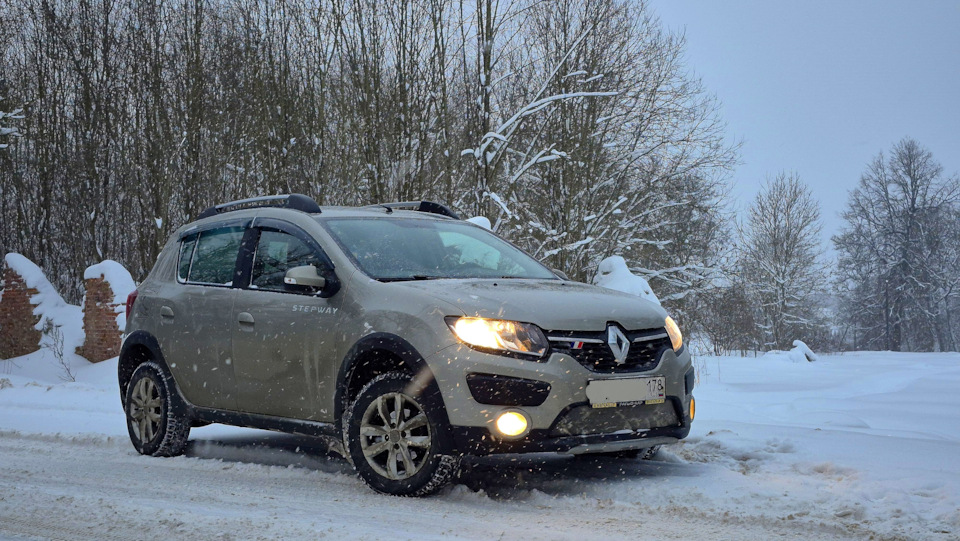 Фото в бортжурнале Renault Sandero Stepway (2G)