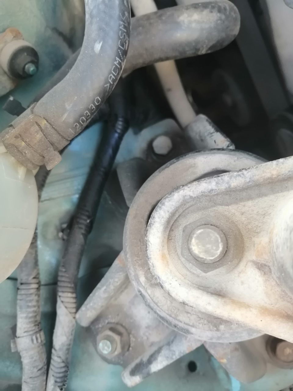 Подтекает бачок ГУРа. — KIA Rio (3G), 1,6 л, 2012 года | своими руками ...