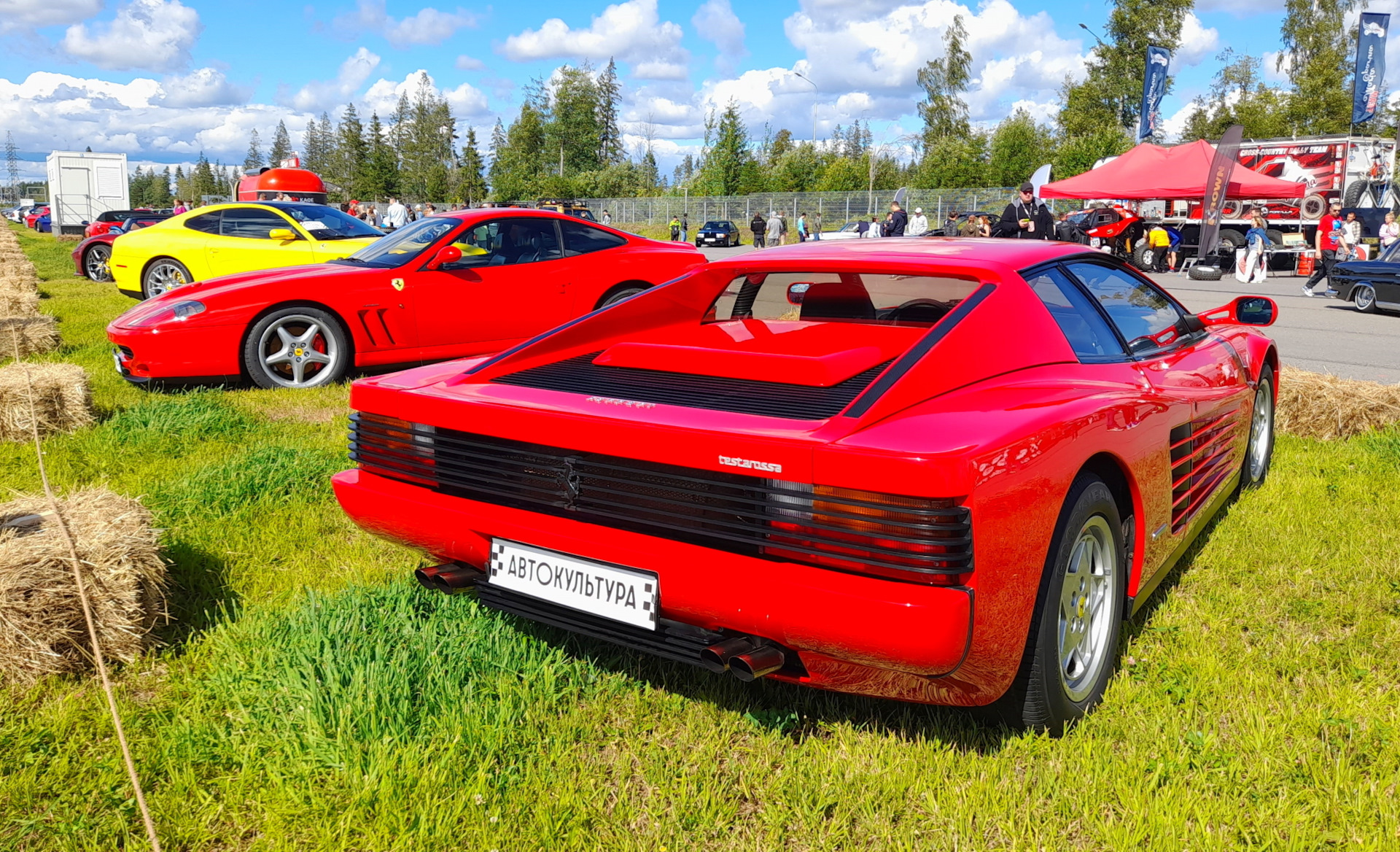 Детская машинка Ferrari Testarossa