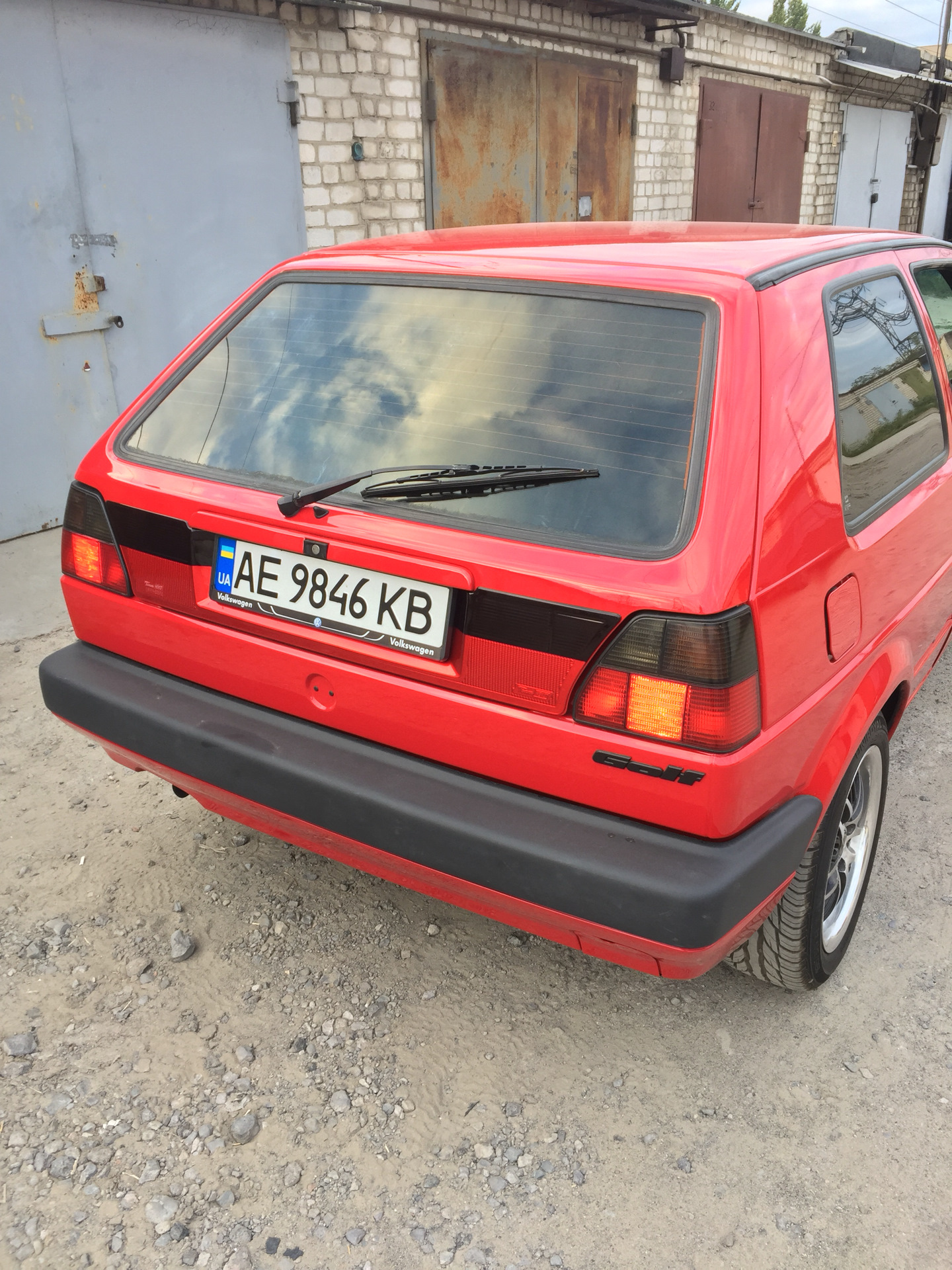 Hella Red Black Golf 2 Купить