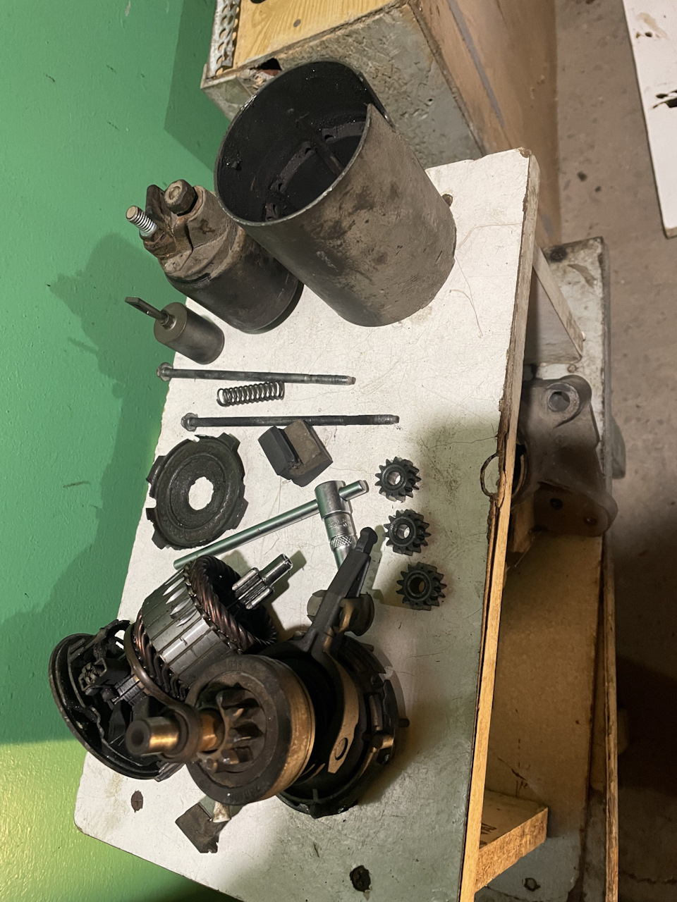 #85. Замена обгонной муфты (бендикса) стартера — Renault Laguna II, 2 л ...