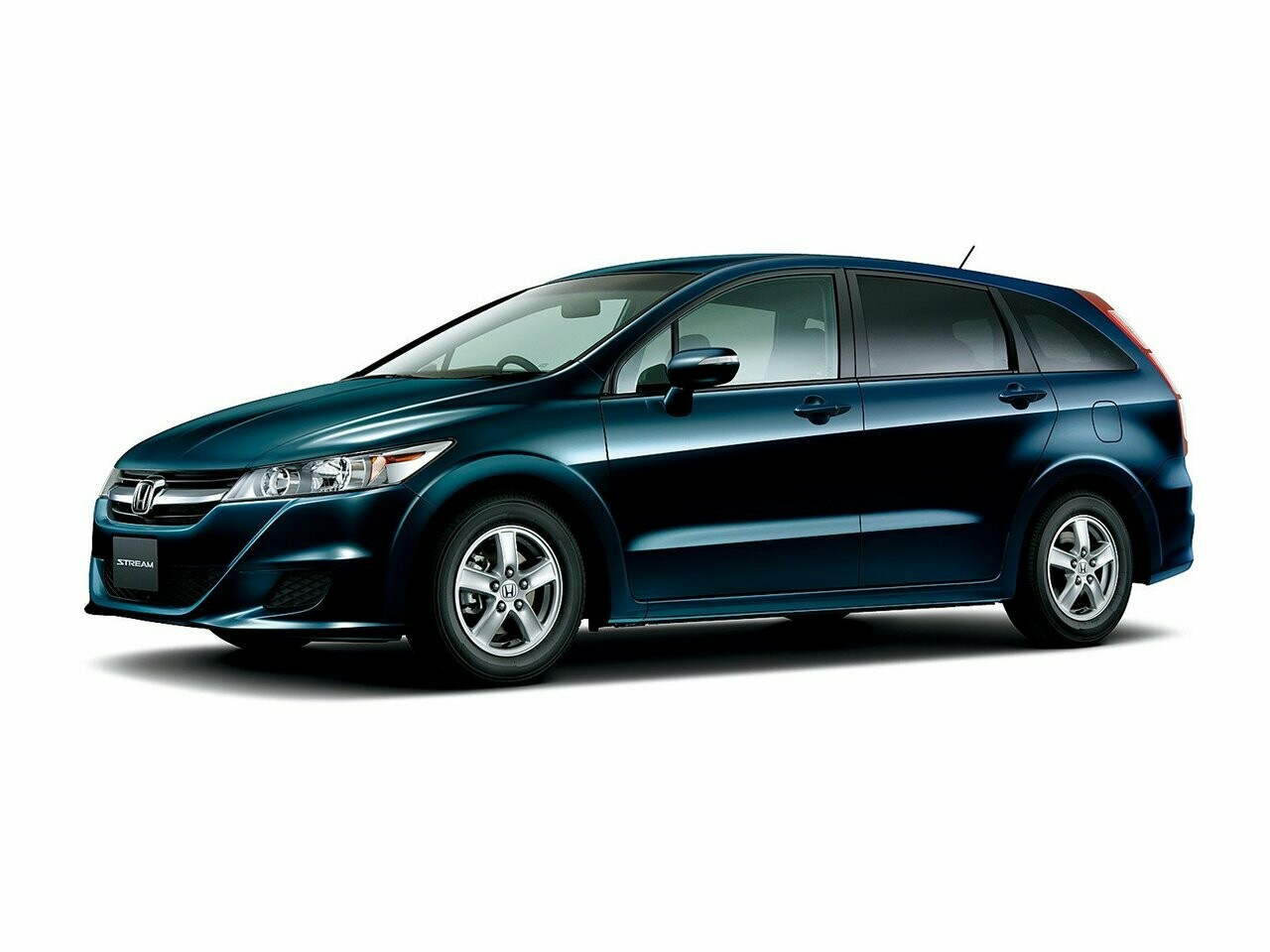 Honda Stream rn6. Honda Stream rn6 rsz. Honda Stream 2009-2014. Хонда стрим 2 поколение.