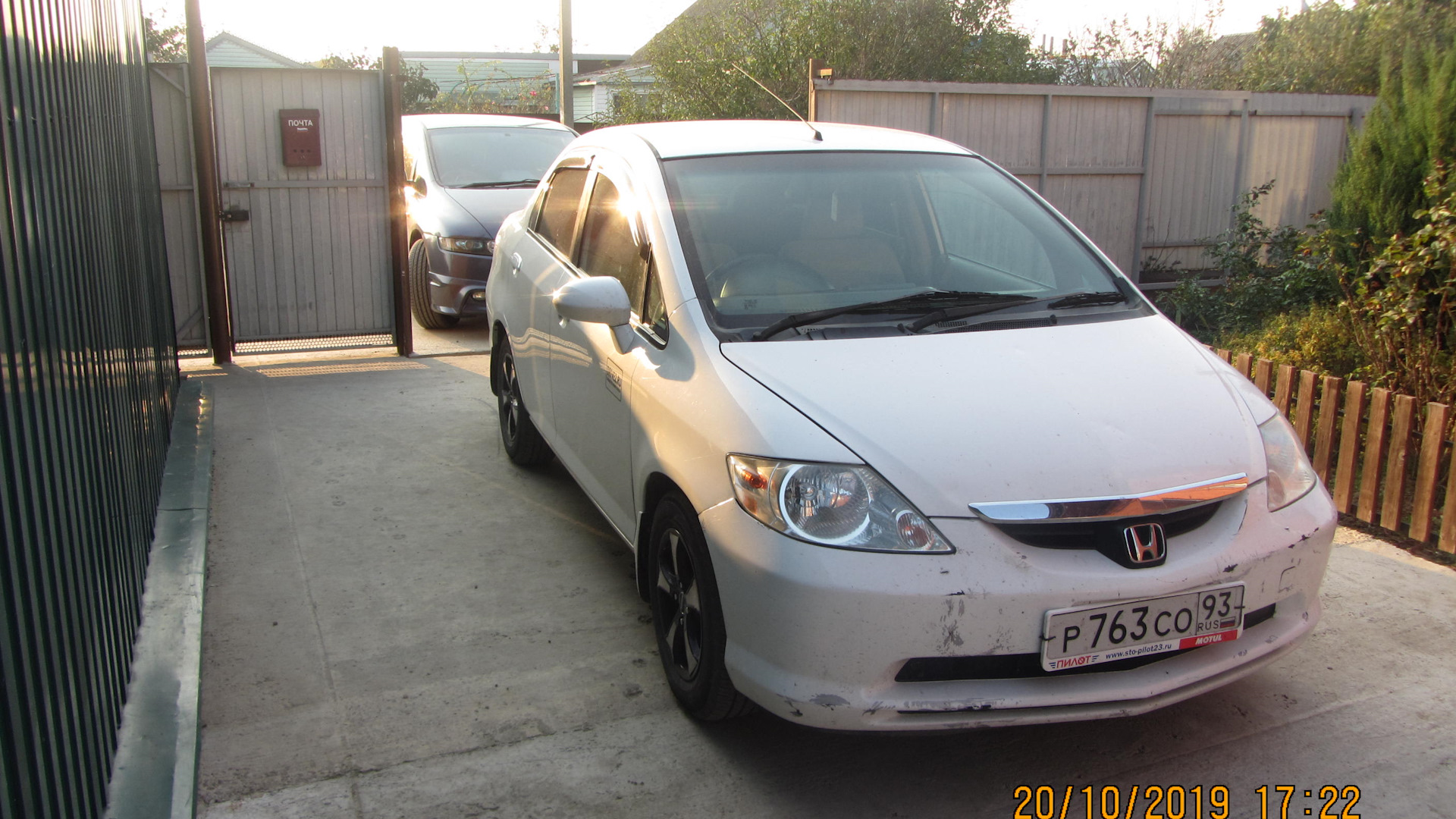 Honda Fit Aria 2003