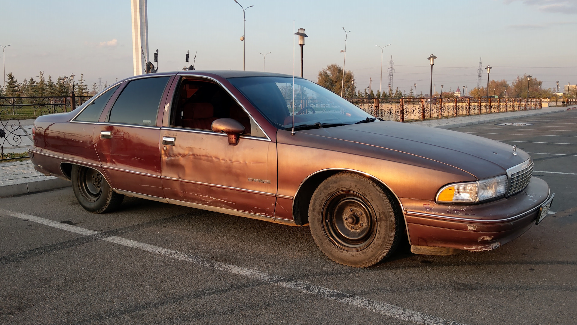 Chevrolet Caprice (4G) 3.5 бензиновый 1992 | «Лоурайдер Дьявола» на DRIVE2