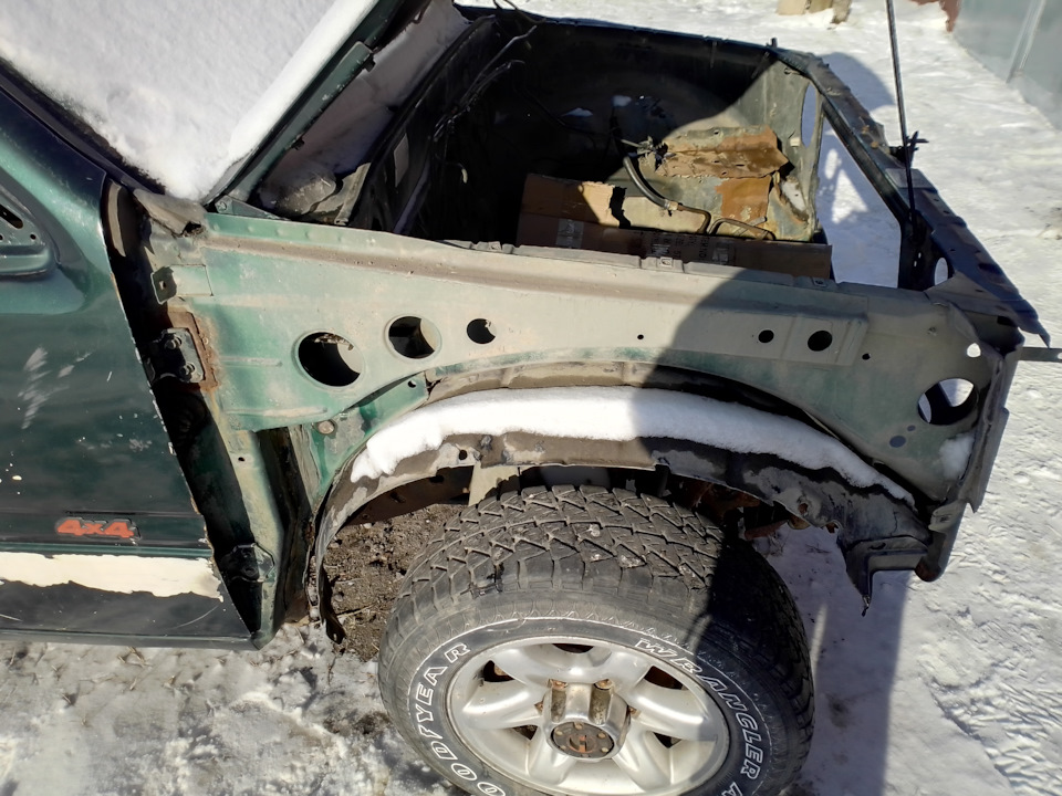 Фото в бортжурнале Opel Frontera A Basic