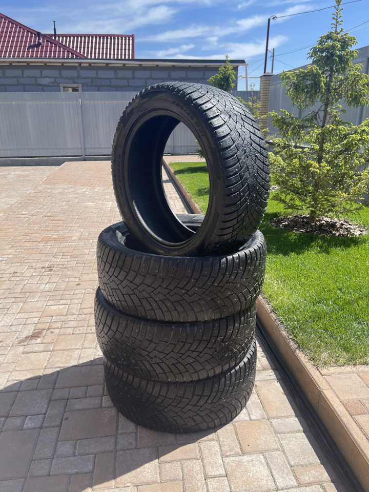 Шины зимние шипованные Pirelli 285/45 R21 на BMW X7 (G07). Б/у | 60 000 ...