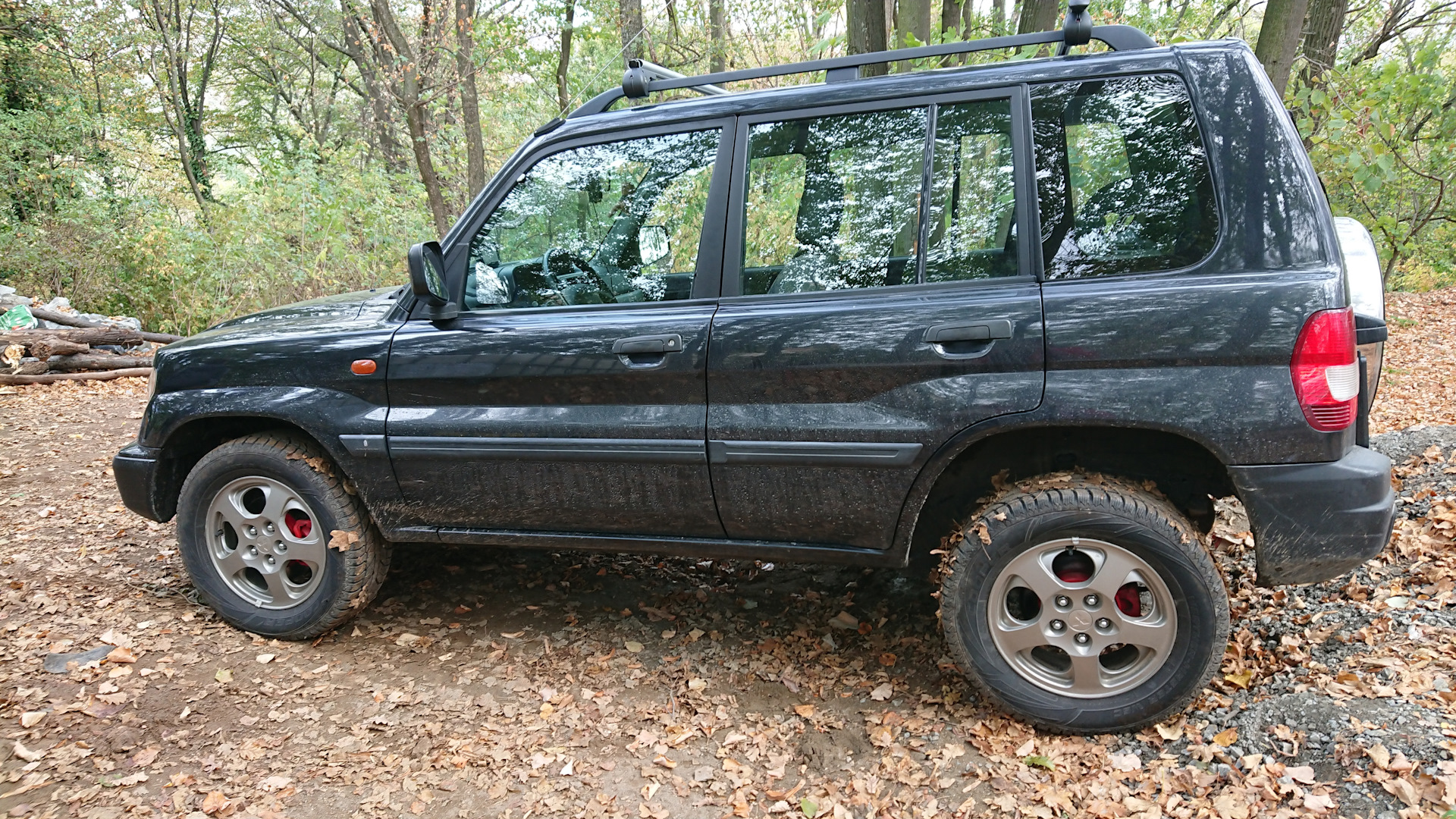 Римская Башня в Врднике (Сербия, Фрушка гора) — Mitsubishi Pajero Pinin, 2  л, 2002 года | путешествие | DRIVE2