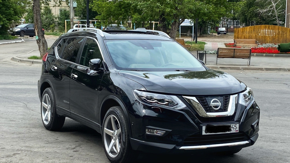 Nissan X-Trail 2,5 Le Top 2020г