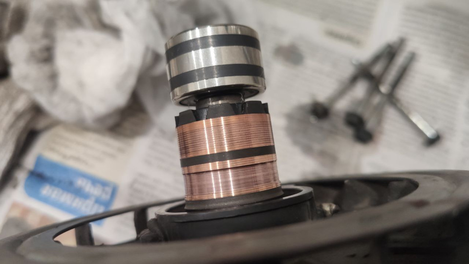 Ревизия генератора на остаток щеток и чистка — Peugeot 308 (1G), 1,6 л ...