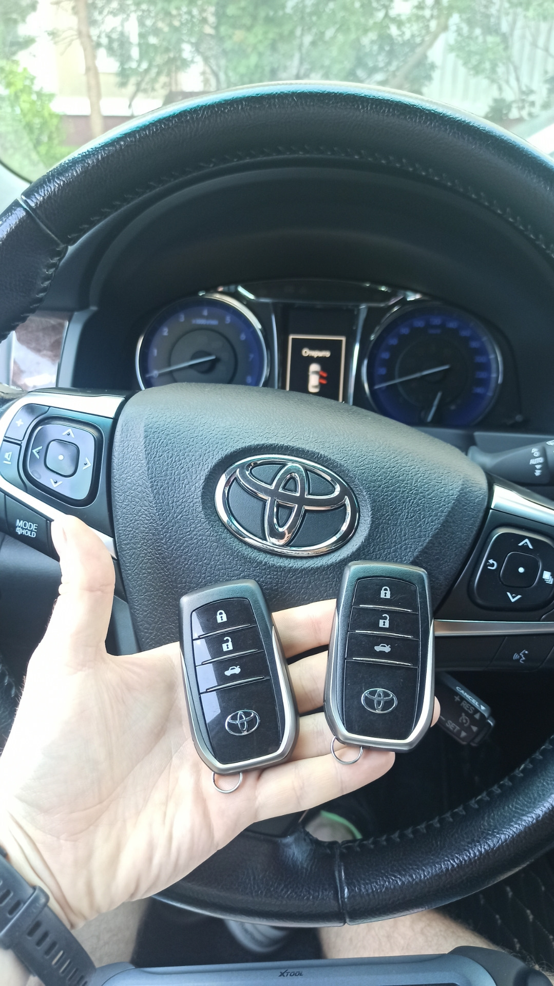 Программирование ключа Toyota Camry V55 2015 — Андрей Пифон на DRIVE2