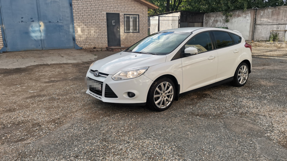 Остывает двигатель на холостом ходу — Ford Focus III Hatchback, 1,6 л ...