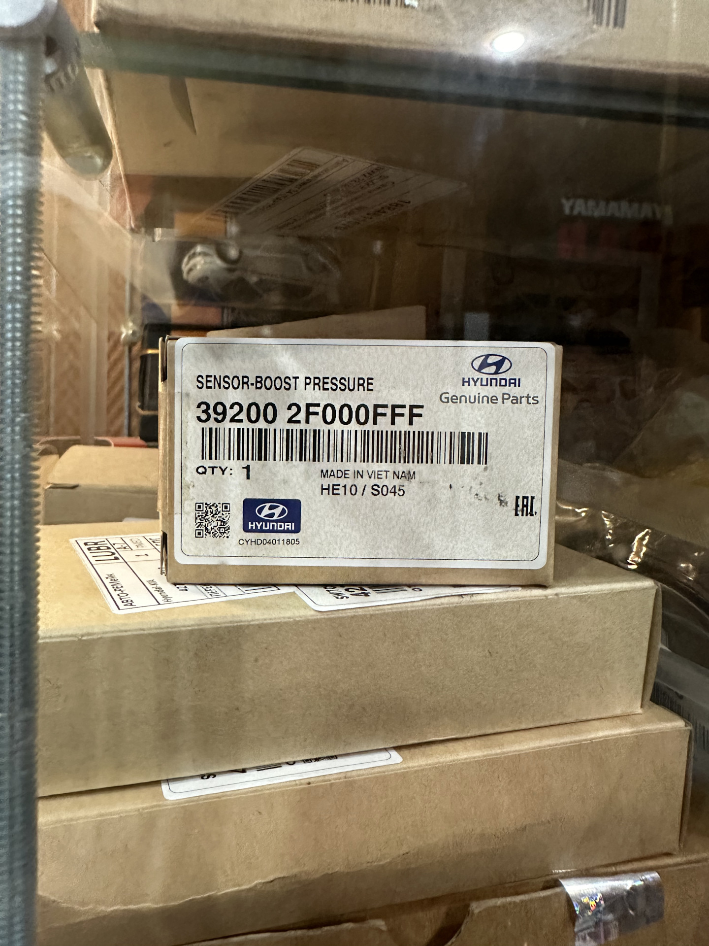 Обслуживание привода замена датчика надува — Hyundai Grand Santa Fe, 2 ...