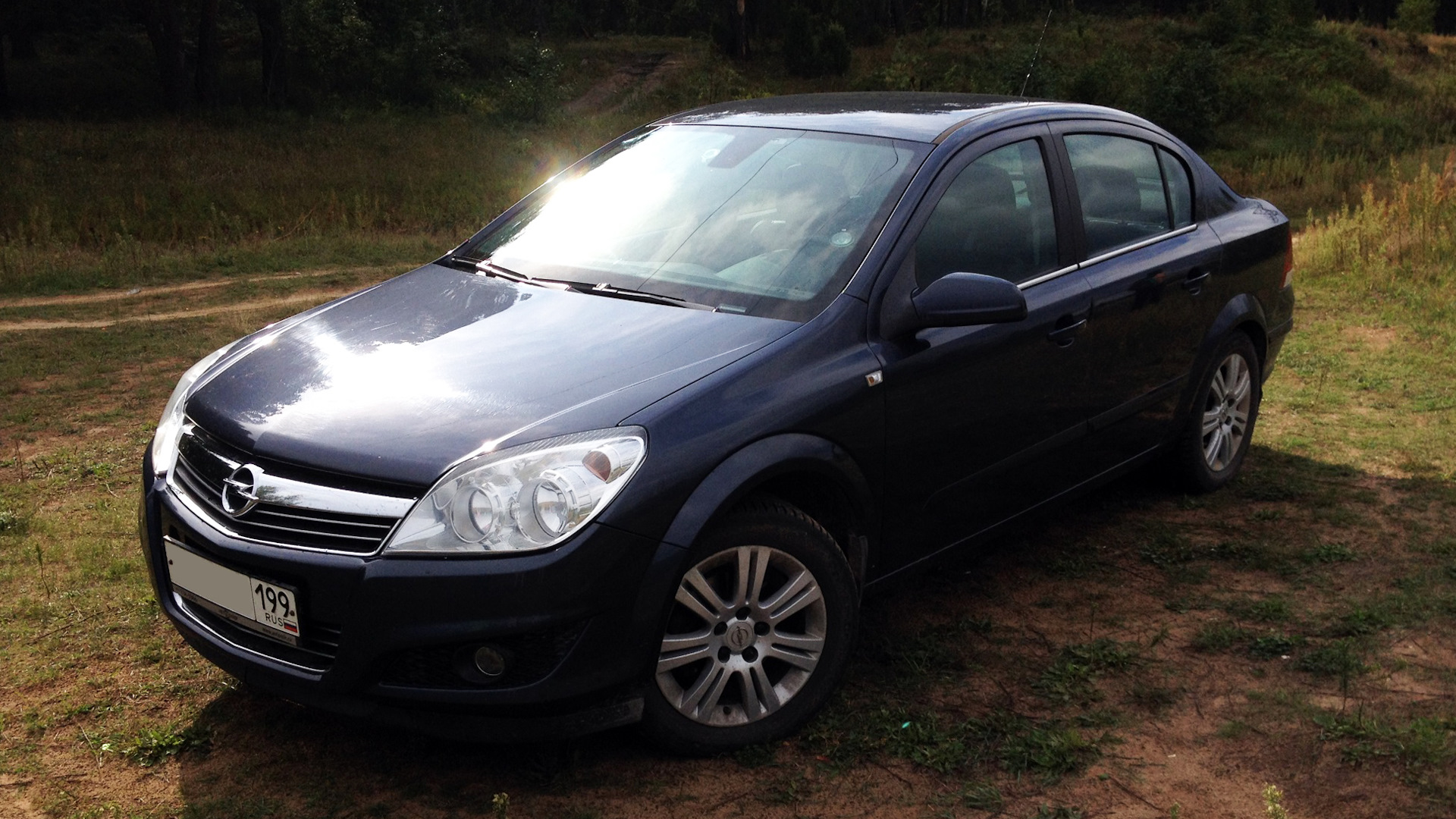 Опель н седан. Opel Astra h 2007 седан. Опель Астра h 2008 седан. Опель Астра h 2011 седан. Опель Астра седан 2008.