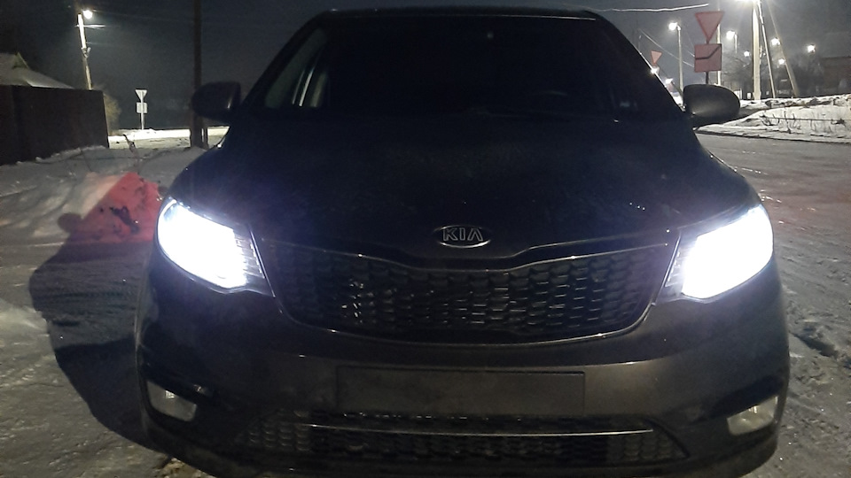 Замена подшипника на ролике натяжителя и обводном ролике — KIA Rio (3G ...